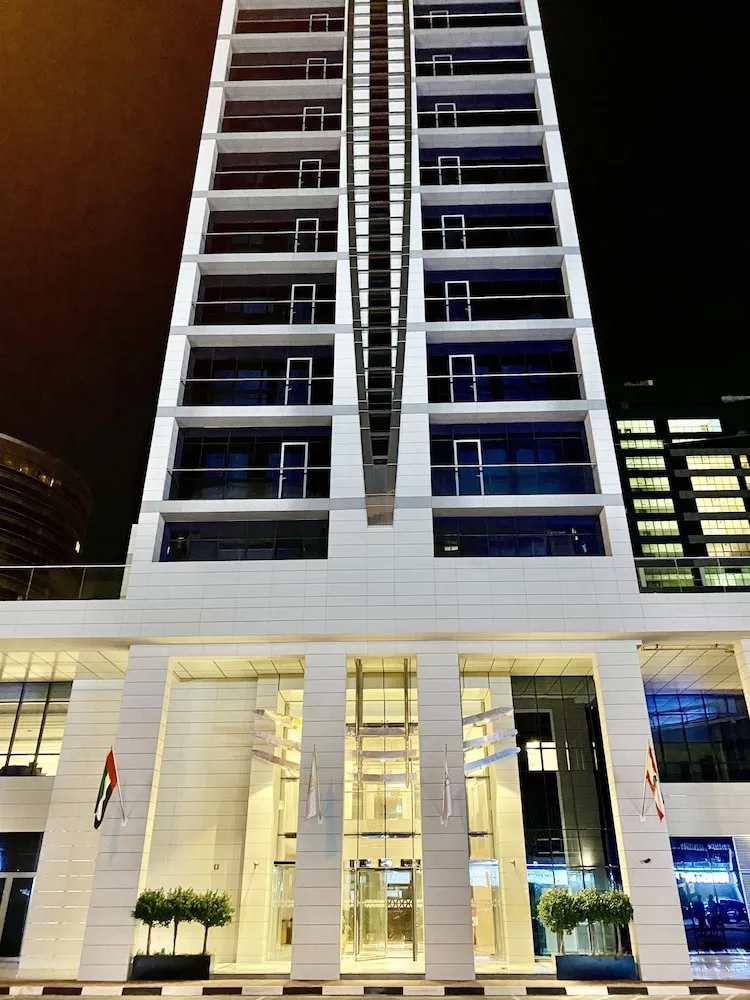 نمای بیرونی هتل اج کریک ساید دبی 140032