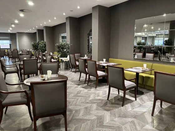 فضای رستورانی و صبحانه هتل گرند جواهر 191687