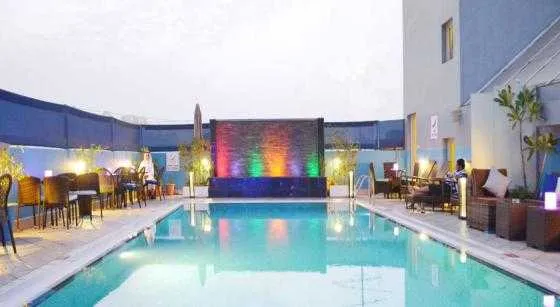 استخر هتل  چهار ستاره دروس دبی 48846