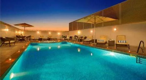 استخر هتل رامادا بای ویندهام دبی 48938