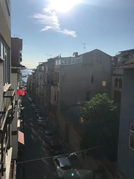 هتل یویلو هاستل استانبول - تصویر 3