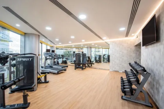 باشگاه ورزشی هتل پنج ستاره گلدن سندز کریک دبی 144742