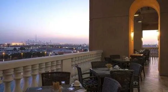 فضای بیرونی هتل شرایتون مجتمع تجاری امارات مال 49505