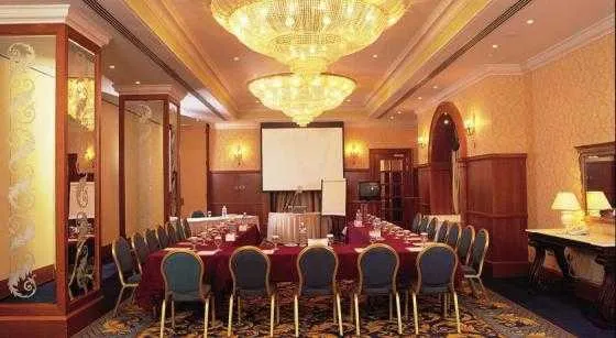 اتاق جلسات هتل بزرگ ابجار دبی 49889
