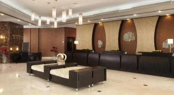 لابی هتل هالیدی این دبی البرشا 49968