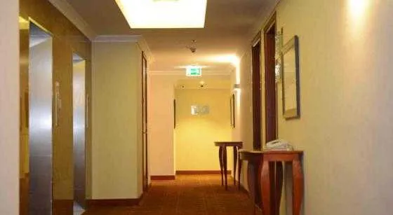 فضای بیرونی هتل 4ستاره دوناتلو دبی 49987