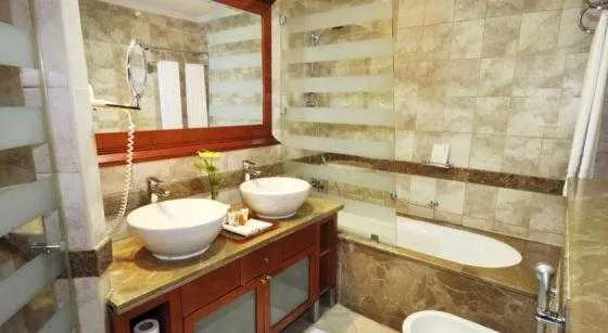 فضای اتاق های هتل 4ستاره دوناتلو دبی 49997