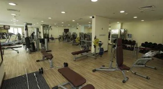 باشگاه ورزشی هتل کاسلز البرشا دبی 50092