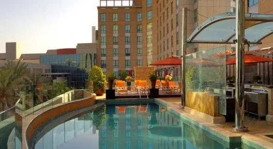استخر هتل رادیسن بلو - دبی مدیا سیتی   50955