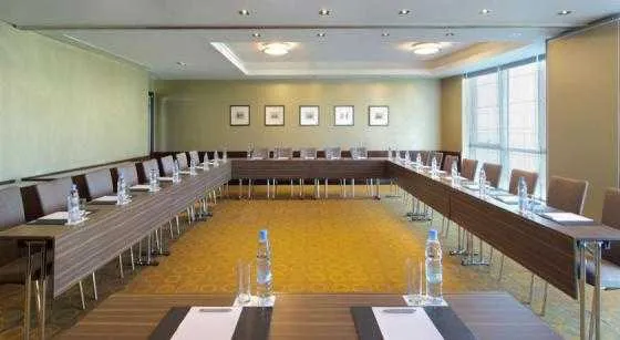 اتاق جلسات هتل رادیسن بلو - دبی مدیا سیتی   50946