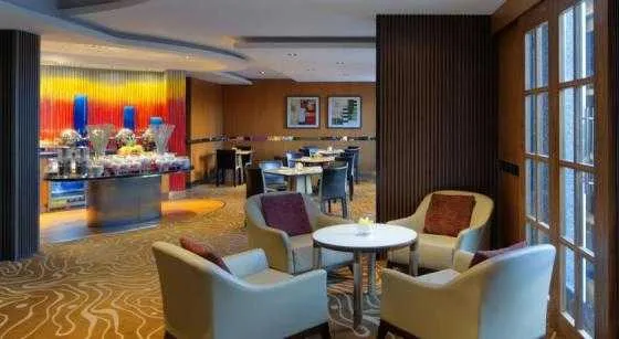 فضای رستورانی و صبحانه هتل رادیسن بلو - دبی مدیا سیتی   50935