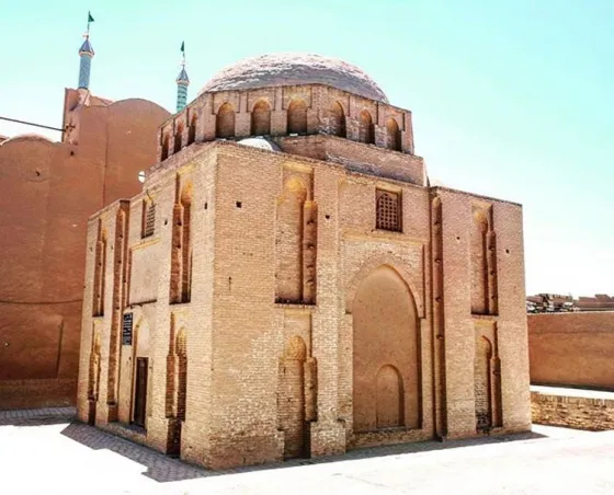 تصویر 152713 بقعه دوازده امام یزد
