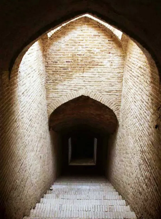 تصویر 152736  آب‌انبار رستم گیو یزد  