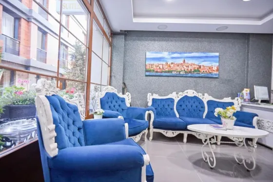 لابی یونیک سوئیت هتل 190422