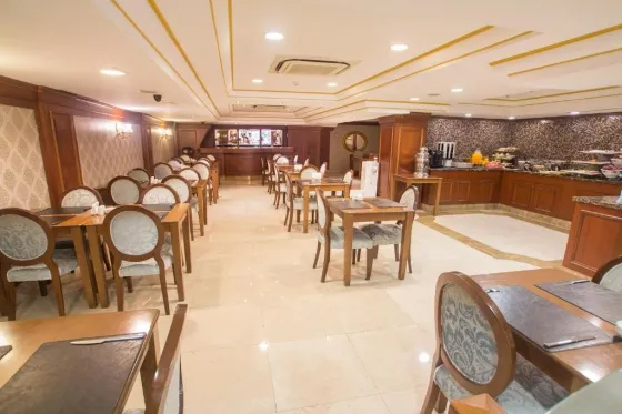 فضای رستورانی و صبحانه هتل نوا پلازا پارک  153515