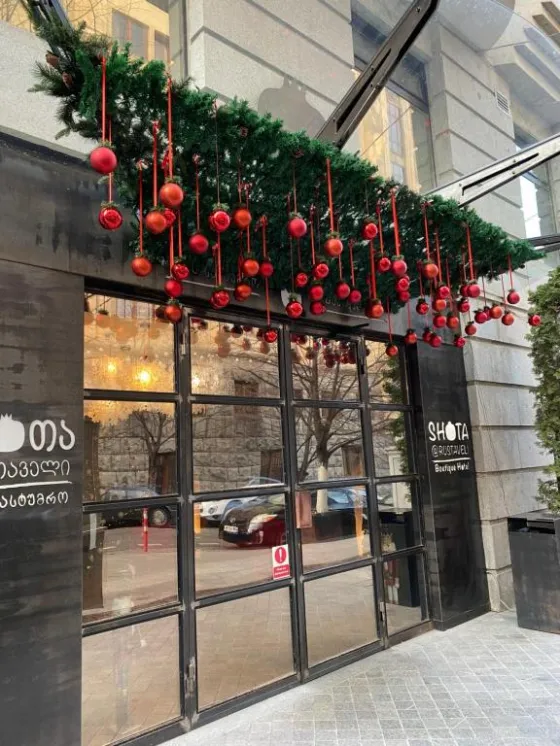تصویر 153770  هتل شوتا روستاولی تفلیس 