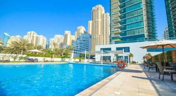استخر هتل اوکی دبی هالیدیز- الزهرا 51820