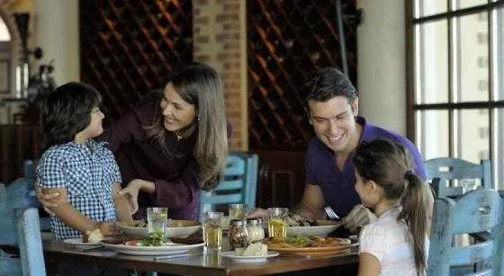 فضای رستورانی و صبحانه هتل کورتیارد بای ماریوت گرین کامونتی دبی 51960