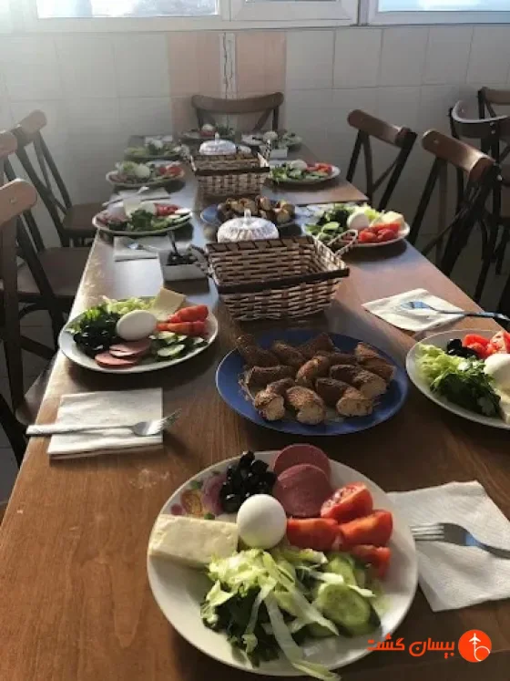فضای رستورانی و صبحانه هتل یوسرا رزیدنس استانبول - تصویر 5