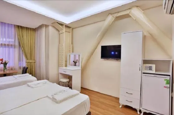 تصویر 160401 هتل تکسیم اومات استانبول