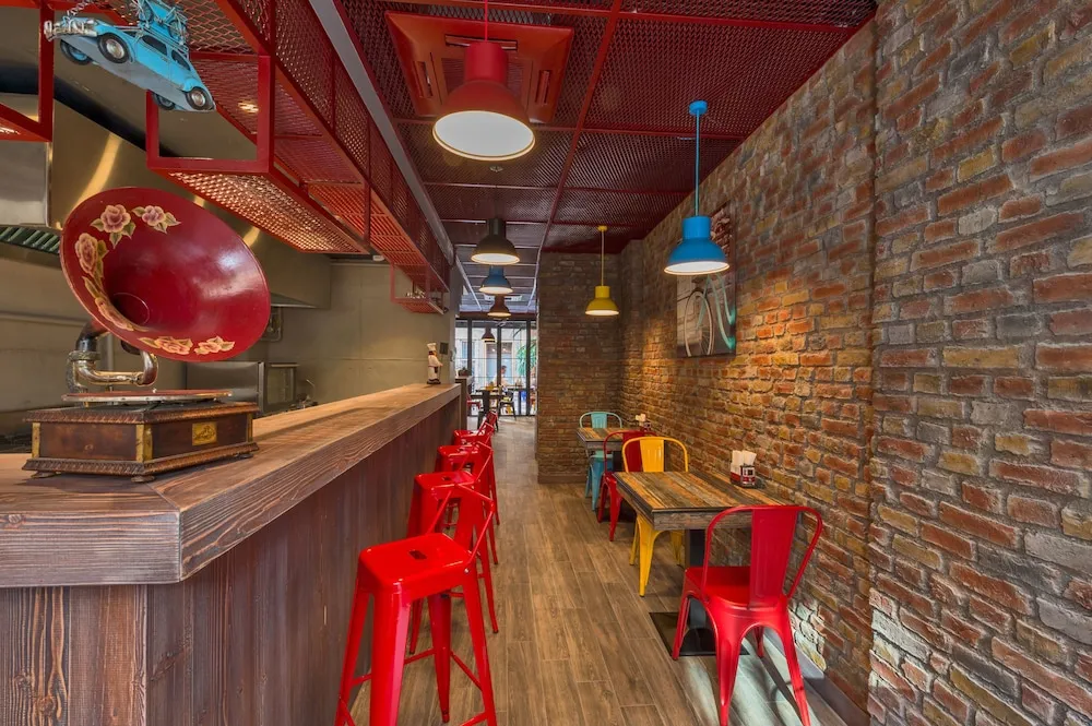 فضای رستورانی و صبحانه هتل تکسیم نیس استانبول 160720