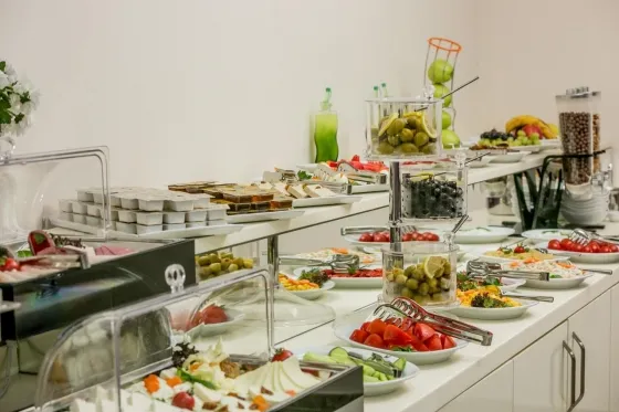 فضای رستورانی و صبحانه هتل بیزاس سوئیت استانبول 82519