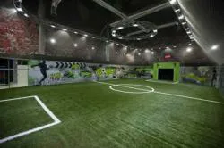 زمین بازی گل جونیور دبی مال - goal junior dubai mall