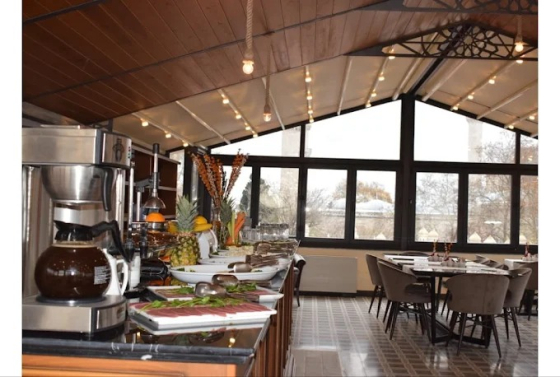 فضای رستورانی و صبحانه هتل بورچین سلیمانیه استانبول 197993