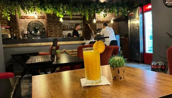 فضای رستورانی و صبحانه هتل آیسا تکسیم 188891