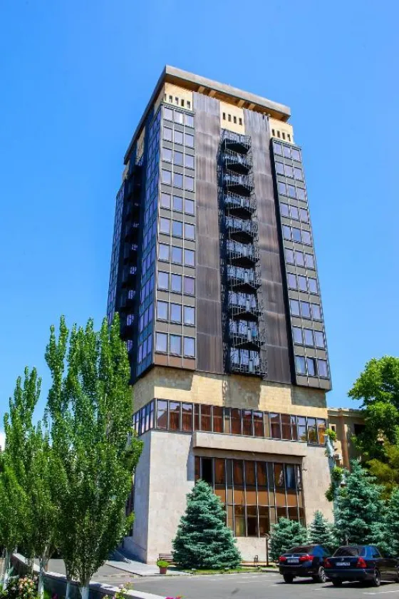تصویر 188901 نمای بیرونی هتل چهارستاره پرزیدنت ایروان