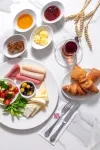 فضای رستورانی و صبحانه هتل اس تی موسکو بای امی استانبول 189891 100