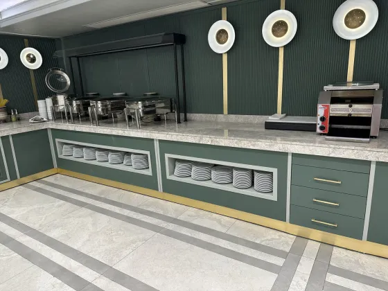 فضای رستورانی و صبحانه  هتل دیز این بای ویندهام بومونتی استانبول 191532