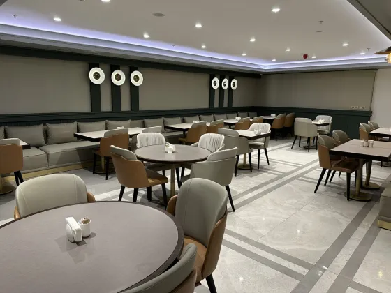 فضای رستورانی و صبحانه  هتل دیز این بای ویندهام بومونتی استانبول 191534