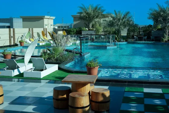 تصویر 195424 فضای بیرونی هتل چهارستاره لازونا کانتیننتال دبی  