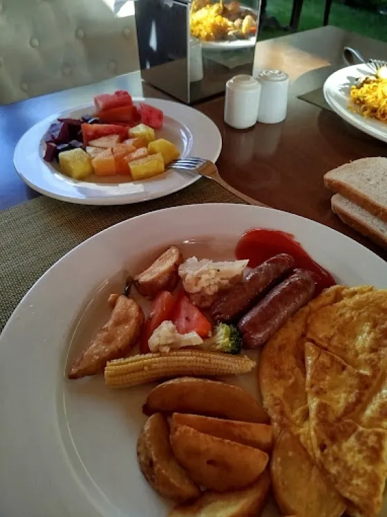 فضای رستورانی و صبحانه هتل سون سیز دبی  195503