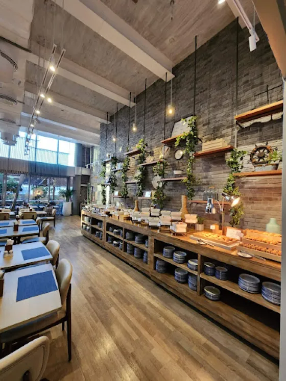 فضای رستورانی و صبحانه هتل چهارستاره د فرست کالکشن ویلیج سرکل دبی 195648