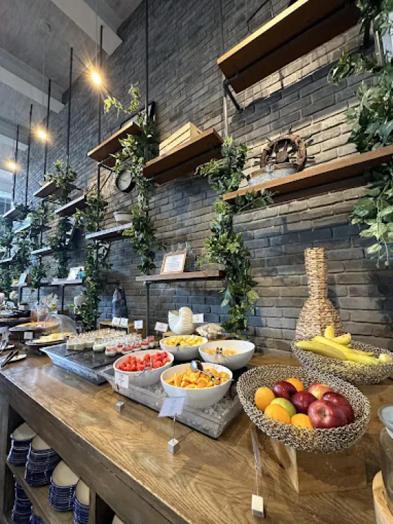 فضای رستورانی و صبحانه هتل چهارستاره د فرست کالکشن ویلیج سرکل دبی 195647