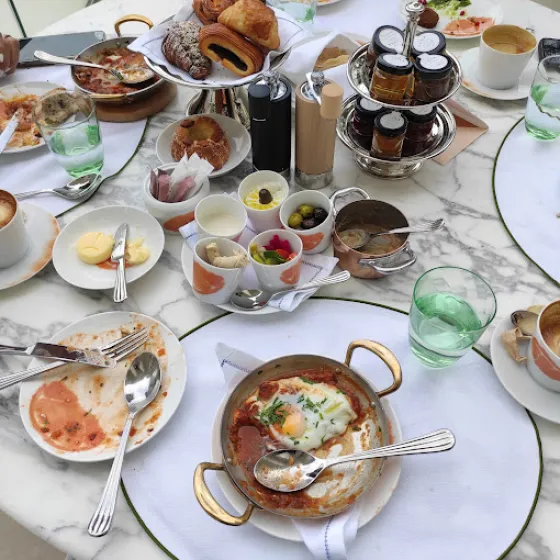 فضای رستورانی و صبحانه هتل د لانا دورچستر کالکشن دبی 195880