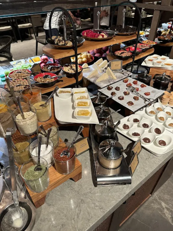 فضای رستورانی و صبحانه هتل بورداک اتوگراف کالکشن استانبول  196000