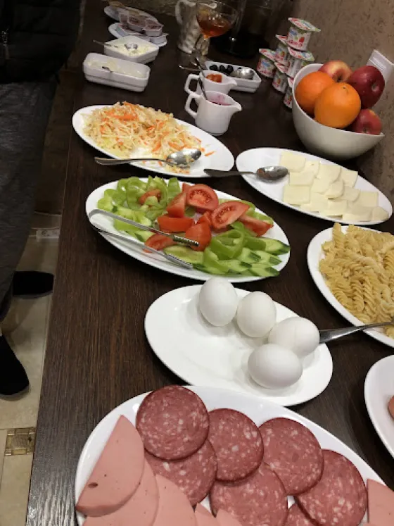 فضای رستورانی و صبحانه هتل کینگ دیوید تفلیس 196032