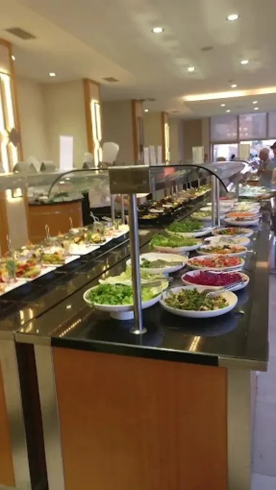 فضای رستورانی و صبحانه هتل کورومار دلوکس کوش آداسی 198488