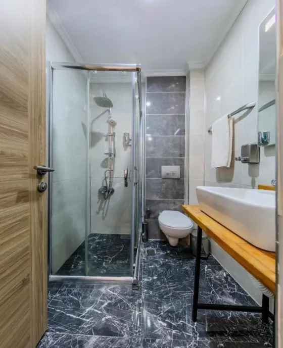 تصویر 200131  هتل لا پازا سوییت استانبول 