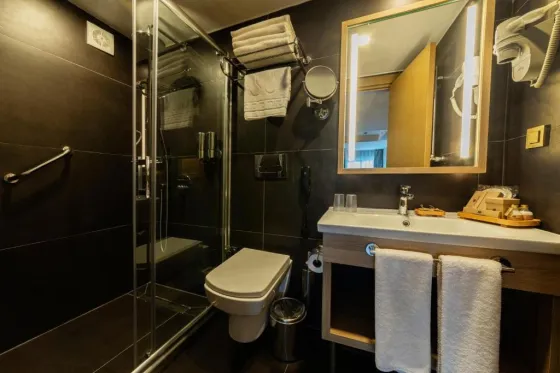 تصویر 200405  هتل سی اس کی د هالیک پورت استانبول 