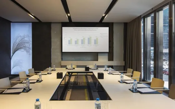 اتاق جلسات هتل البندر روتانا دبی 55293