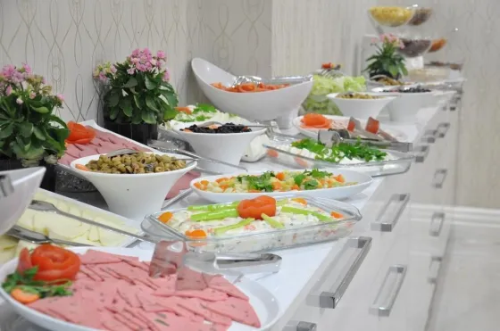 فضای رستورانی و صبحانه هتل کوئنتو تکسیم استانبول 1847