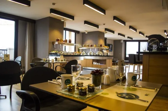 فضای رستورانی و صبحانه هتل پوینت تکسیم استانبول 31106