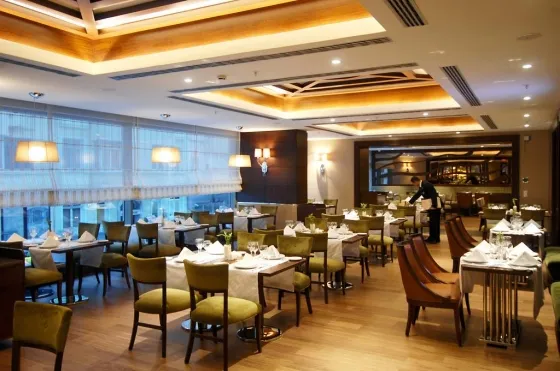 فضای رستورانی و صبحانه هتل تایتانیک سیتی تکسیم استانبول 55593