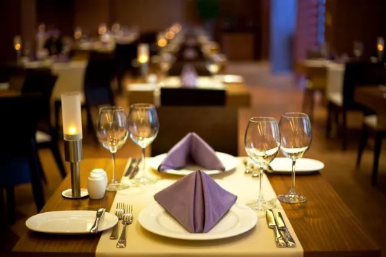 فضای رستورانی و صبحانه هتل کرون پلازا هاربیه استانبول 56047