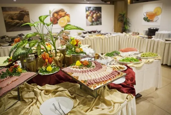 فضای رستورانی و صبحانه هتل بیلک استانبول 56526